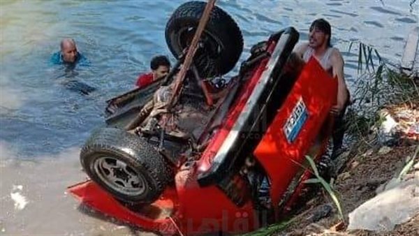 سقوط سيارة ملاكي