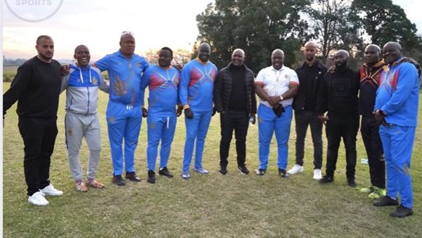 بيتسو موسيماني وفريق