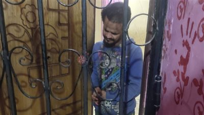 يقيم مع شقيقه.. الداخلية تكشف حقيقة احتجاز مواطن كفيف خلف باب حديدي ببولاق الدكرور