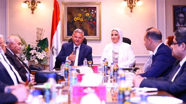  وزيرا التضامن وقطاع