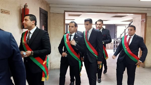  المستشارون الجدد