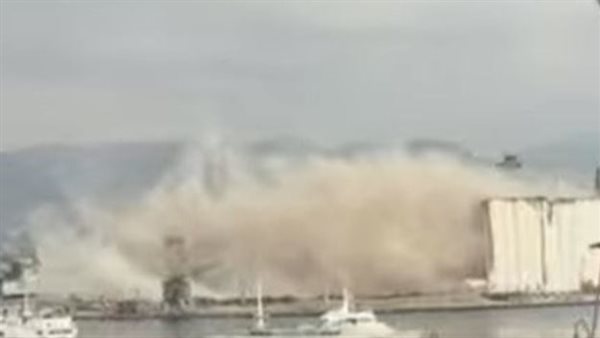 انهيار جزء من صوامع