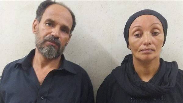 والدي الطفلة أمل