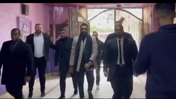 المعلم والبودي جاردات