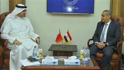 رئيس هيئة الدواء يستقبل السفير البحريني لبحث سبل التعاون الثنائي