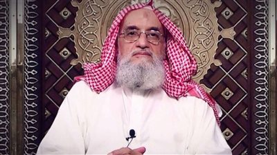 من هو أيمن الظواهري الذي قتل في غارة للقوات الأمريكية بـ أفغانستان؟