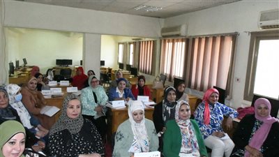 انطلاق البرنامج التدريبي لتأهيل القيادات النسائية على النظم الإدارية الحديثة بالفيوم