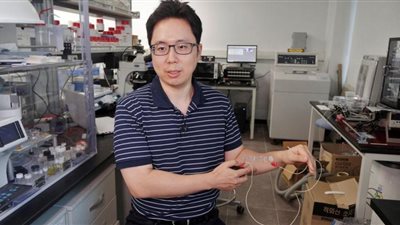 كوريا الجنوبية تطور وشمًا بتقنية النانو للمراقبة الصحية