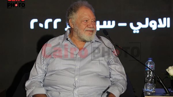 الفنان يحيي الفخراني