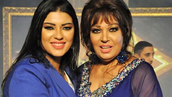 فيفي عبده وعزة مجاهد