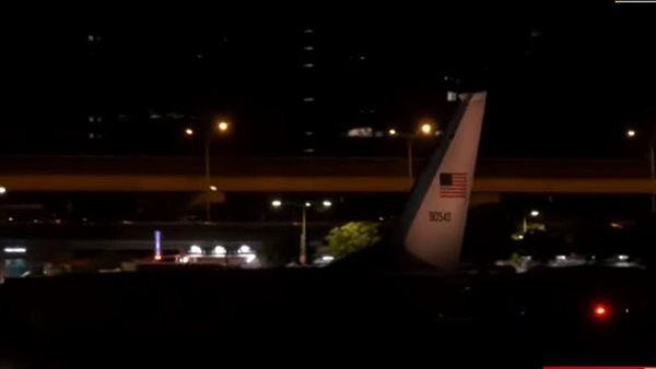 طائرة بيلوسي