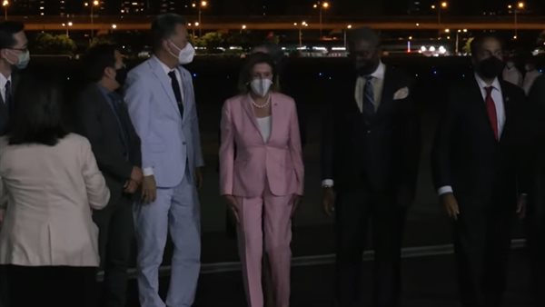 وصول رئيسة النواب