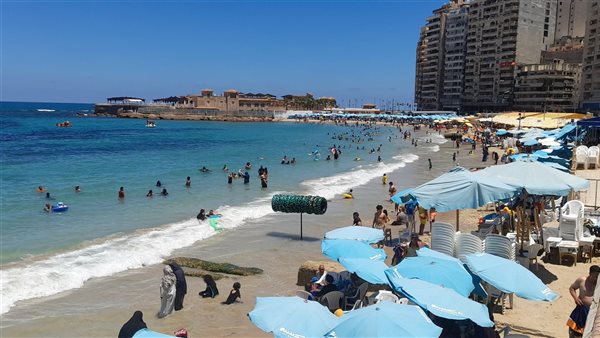 رفع الرايات الصفراء