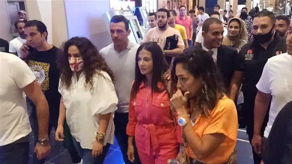 دنيا سمير غانم