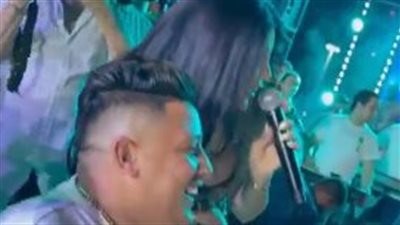 حمو بيكا لـ القاهرة 24: هيفاء وهبي بتحبني عشان طيب وفضلت تطبطب عليا في الحفلة