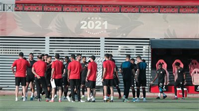 الأهلي يدخل معسكرًا مغلقًا غدًا استعدادًا لمباراتي الاتحاد والمصري