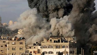 كارثة إنسانية.. السفير الفلسطيني: العدوان الإسرائيلي دمر مئات المنازل وشرد آلاف الفلسطينيين 