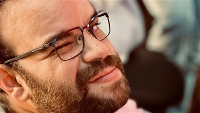 محمد عبد الرحمن: كريم عبد العزيز وأحمد عز ساندوني في أزمتي الصحية