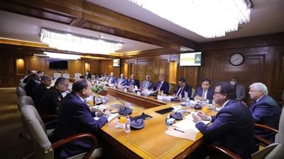 وزير التعليم العالي يرأس الاجتماع الأول لمجلس إدارة الهيئة القومية للجامعات الأهلية والتكنولوجية