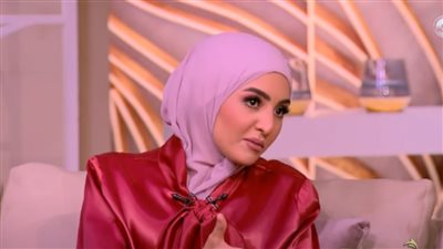 جبت في الثانوية 100% والحجاب لم يعطلني عن الغناء.. أبرز تصريحات هلا رشدي ببرنامج من مصر 