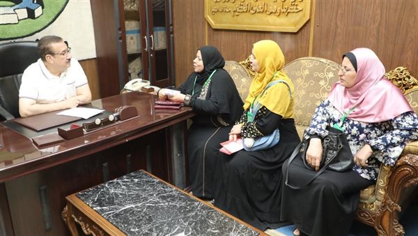 جزء من لقاء محافظ