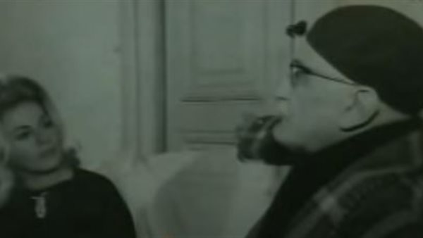 هند رستم مع عباس