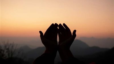 دعاء عاشوراء للمريض بالصحة والعافية والشفاء العاجل 