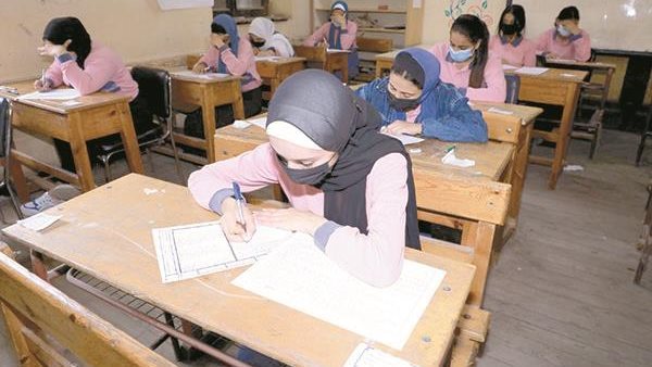 امتحانات الطلاب -