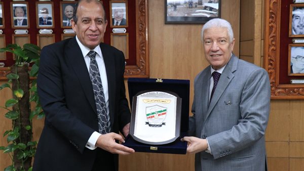 رئيس نادي القضاة