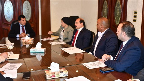 اجتماع الوزير مع