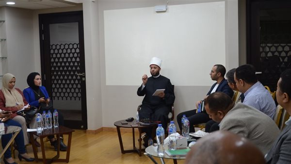 جانب من الندوة 