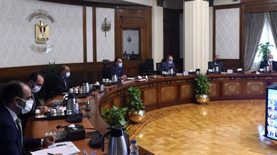 رئيس الوزراء لـ المحافظين: متابعة تنفيذ إجراءات ترشيد استهلاك الكهرباء مسئوليتكم بصورة كاملة