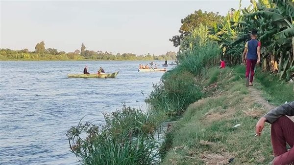 البحث عن أحد الغرقى