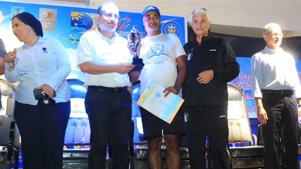 رئيس جامعة الإسكندرية