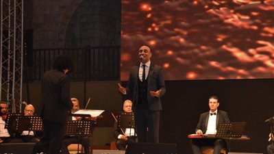 مصر تفتتح فعاليات الدورة 30 من مهرجان الفحيص بالأردن| صور