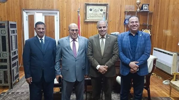 كلية اللغة العربية