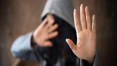 حبس مدرس بتهمة التحرش بطالبة في المنوفية