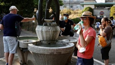 الكبار والصغار في خطر.. بريطانيا تقرر تمديد التنبيه الخاص بالموجة الحارة