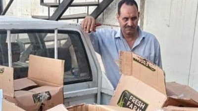 ضبط ربع طن لانشون مصاب بالعفن داخل محل بالغردقة | صور