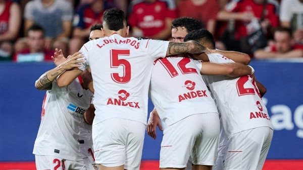 لاعبو إشبيلية