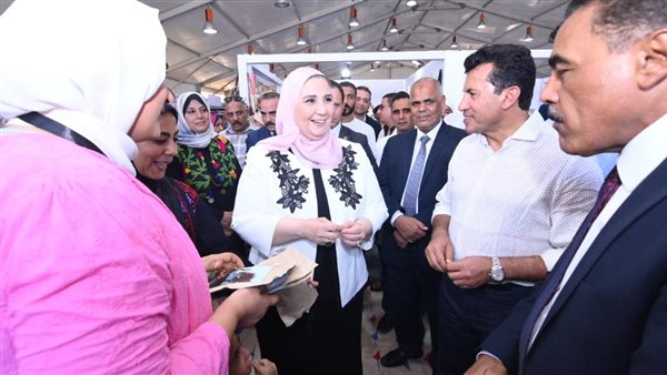 نيفين القباج وزيرة