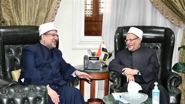 مفتي الجمهورية ووزير