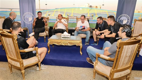 فيتوريا في بيراميدز