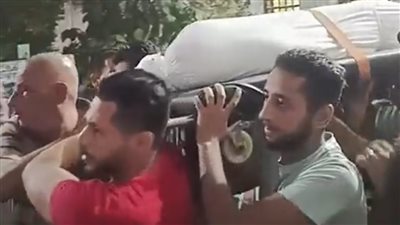 عاش يتيمًا ومات وحيدًا.. تشييع جثمان شاب البحيرة المقتول على يد زوج شقيقته