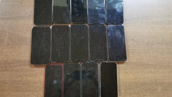  الهواتف المحمولة