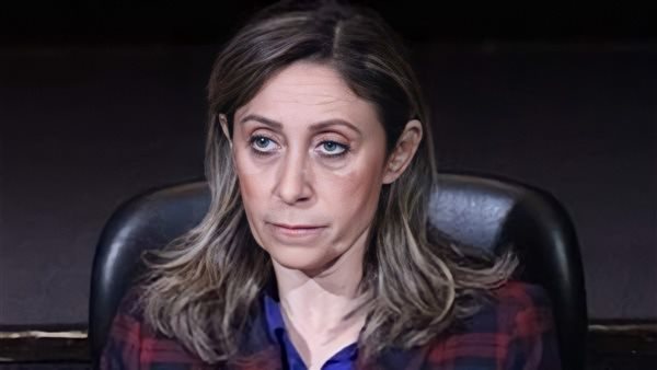 وزيرة الثقافة نيفين