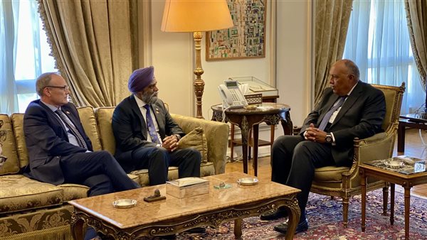 وزير الخارجية ووزير