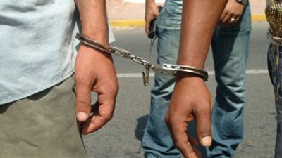 ضبط شخصين لاستيلائهما على 16 مليون جنيه من المواطنين بسوهاج لتوظيفها بالاستثمار العقاري | بث مباشر