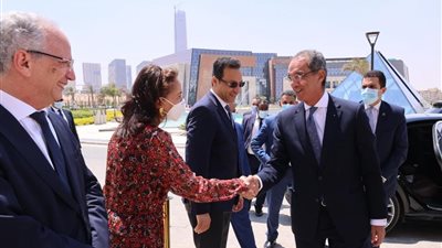 جامعة مصر للمعلوماتية توقع بروتوكول تعاون مع المصرية للاتصالات لتمويل 16 منحة لأوائل الثانوية العامة 