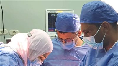 الرعاية الصحية: إنقاذ طفلة تعاني فشلا بوظائف التنفس بعد شهرين في العناية المركزة بالأقصر